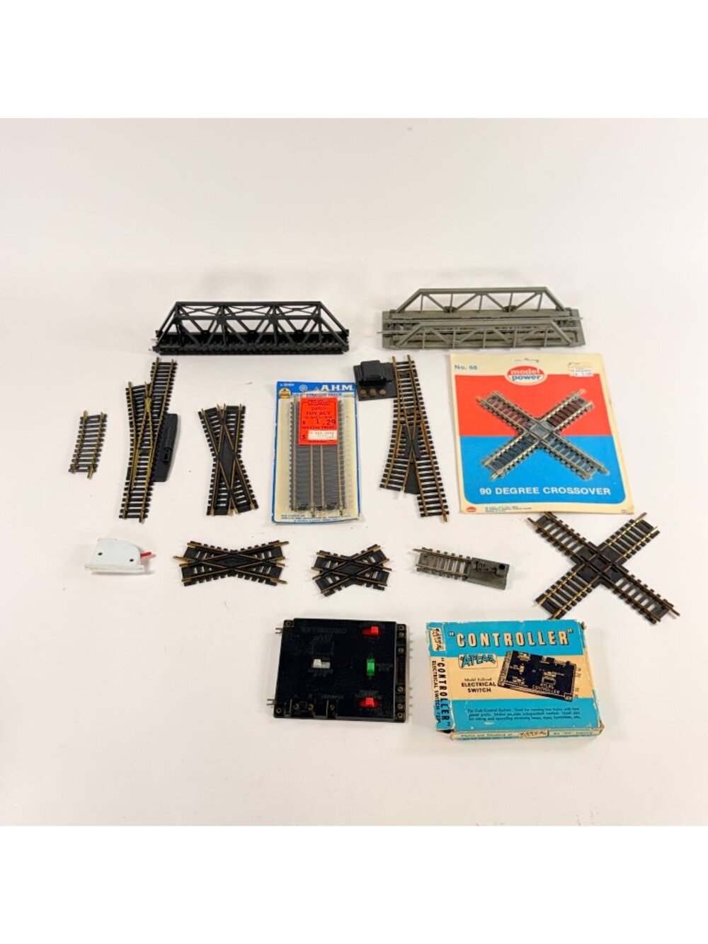 Model Railroad HO Scale Lot Bridges Tracks Crossovers Controller